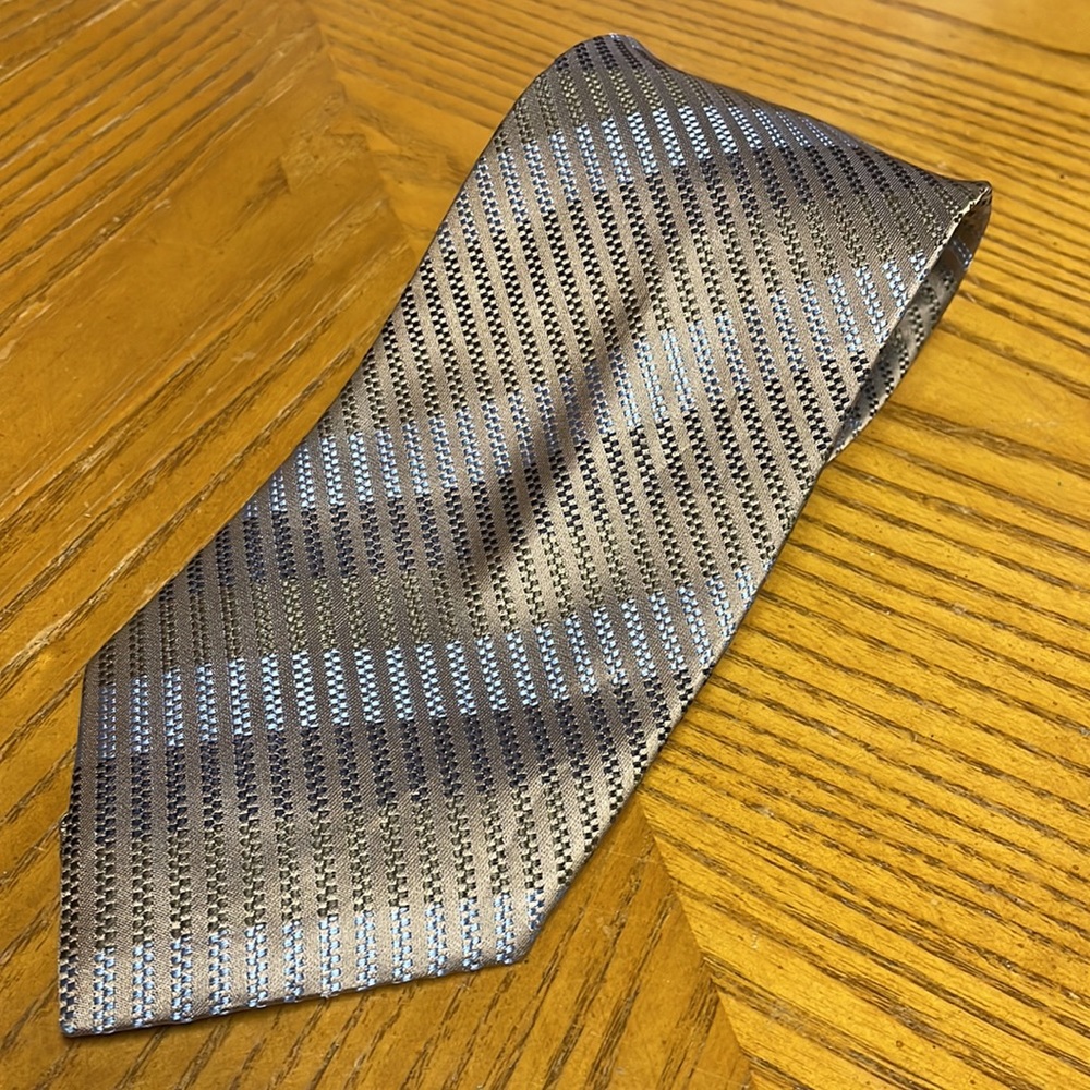 Paul Dione 100% Silk Tie